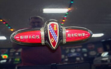 Buick-Other-1940-Dark-Blue-Tan-34