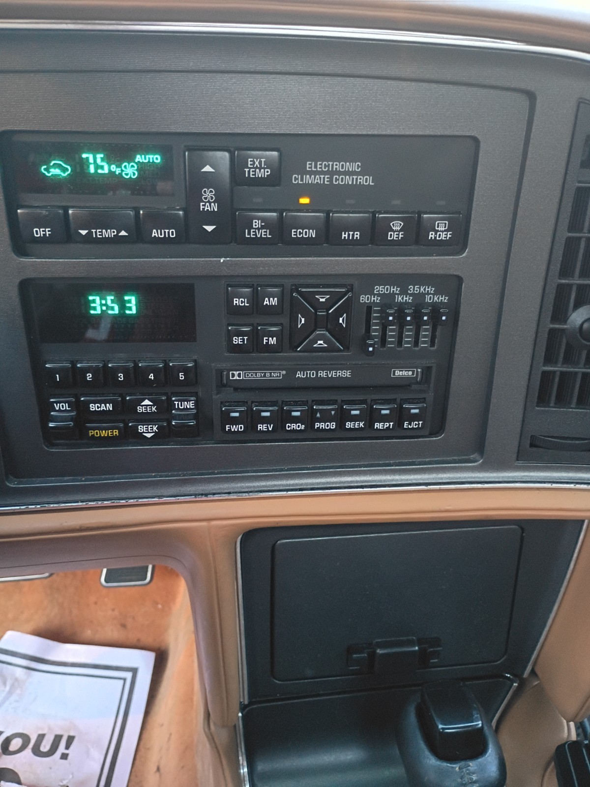 Buick-Reatta-1990-Coupe-11