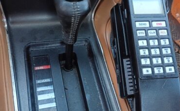 Buick-Reatta-1990-Coupe-12