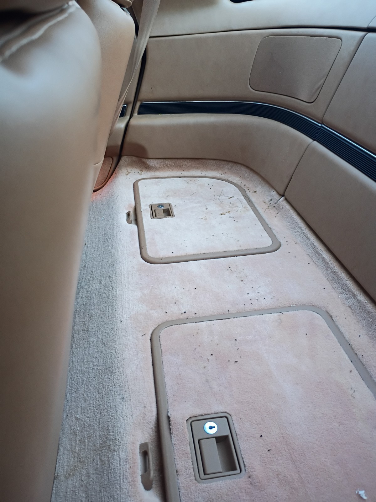 Buick-Reatta-1990-Coupe-14