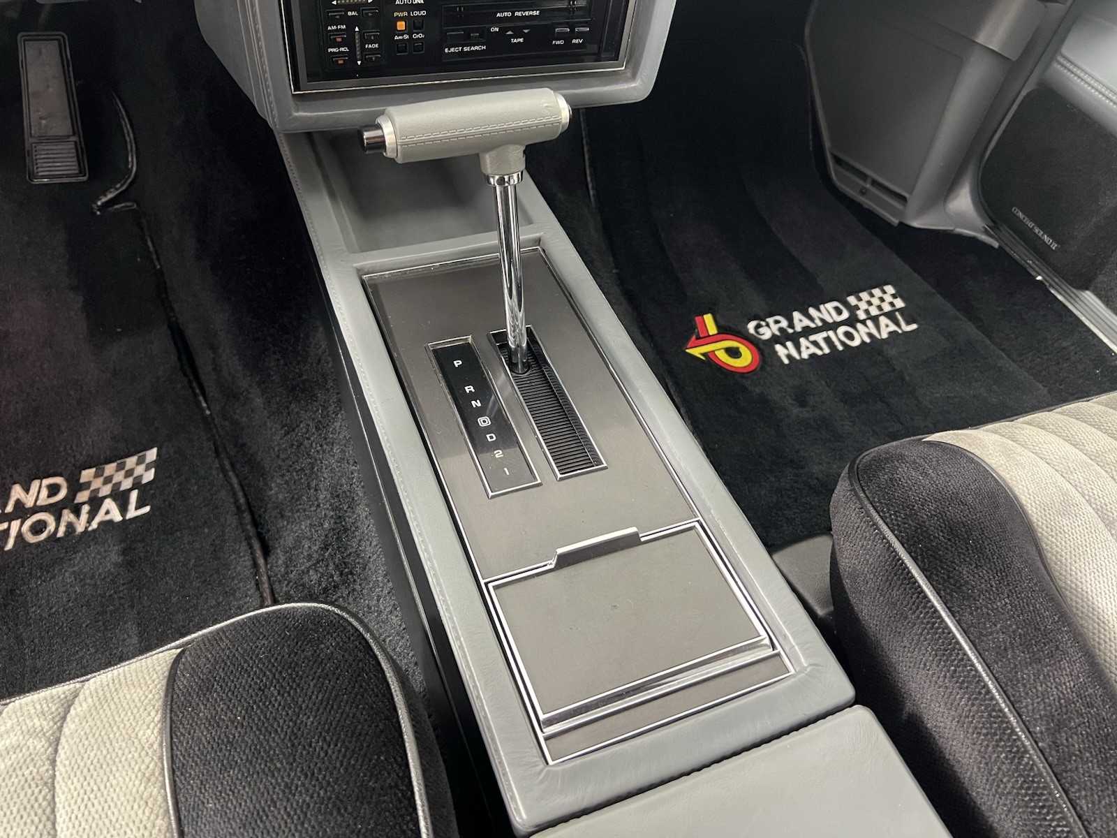 Buick-Regal-1986-Coupe-17