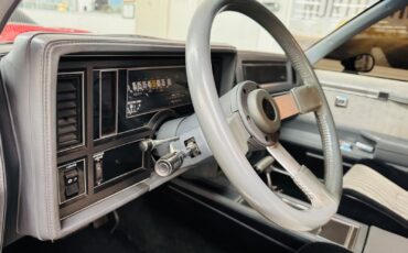 Buick-Regal-1987-Coupe-37