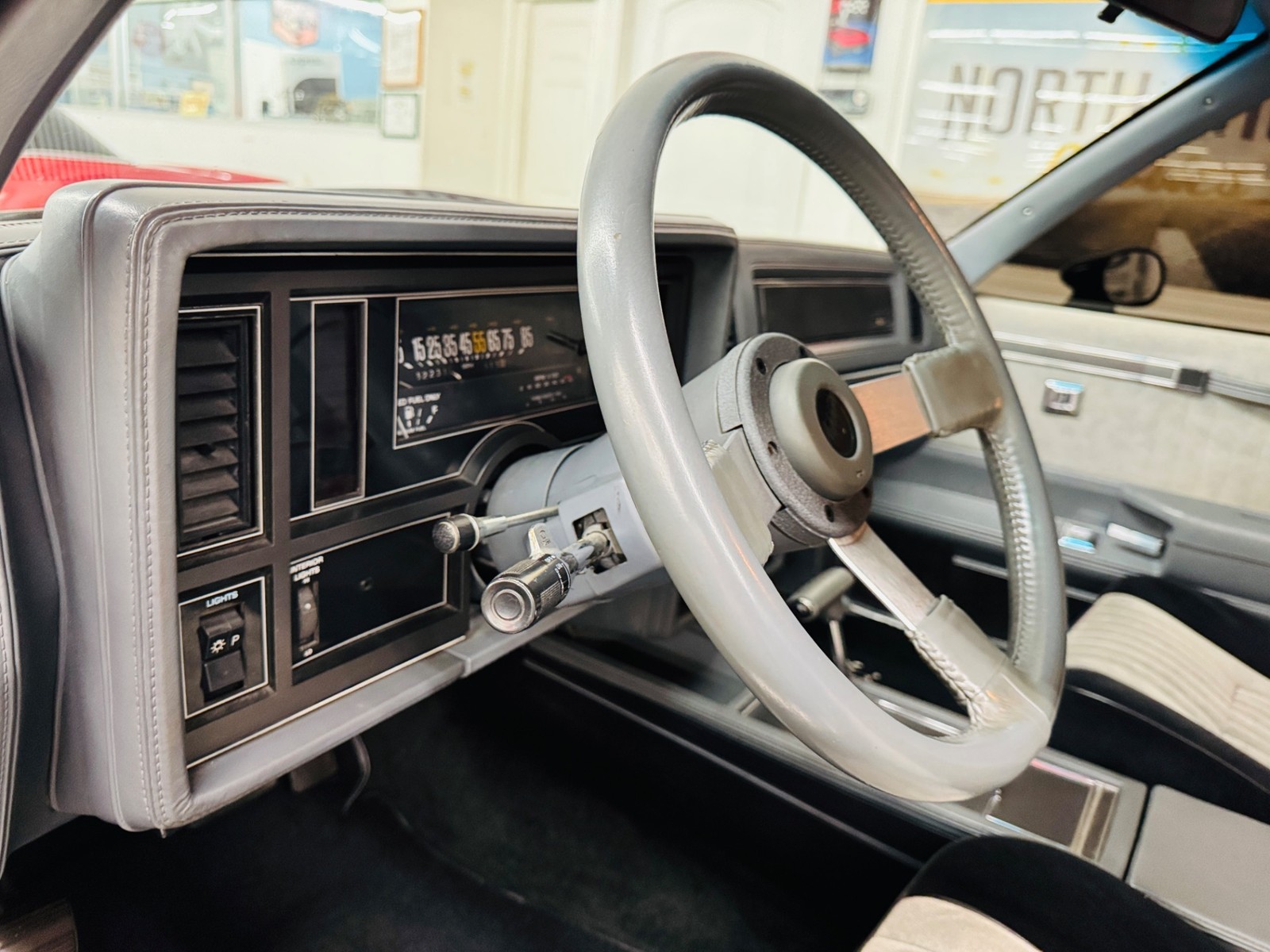 Buick-Regal-1987-Coupe-37