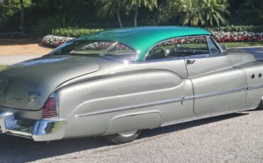 Buick-Riviera-1952-Green-Green-2