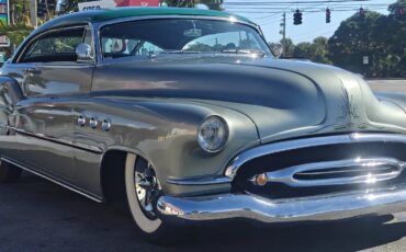 Buick-Riviera-1952-Green-Green-5