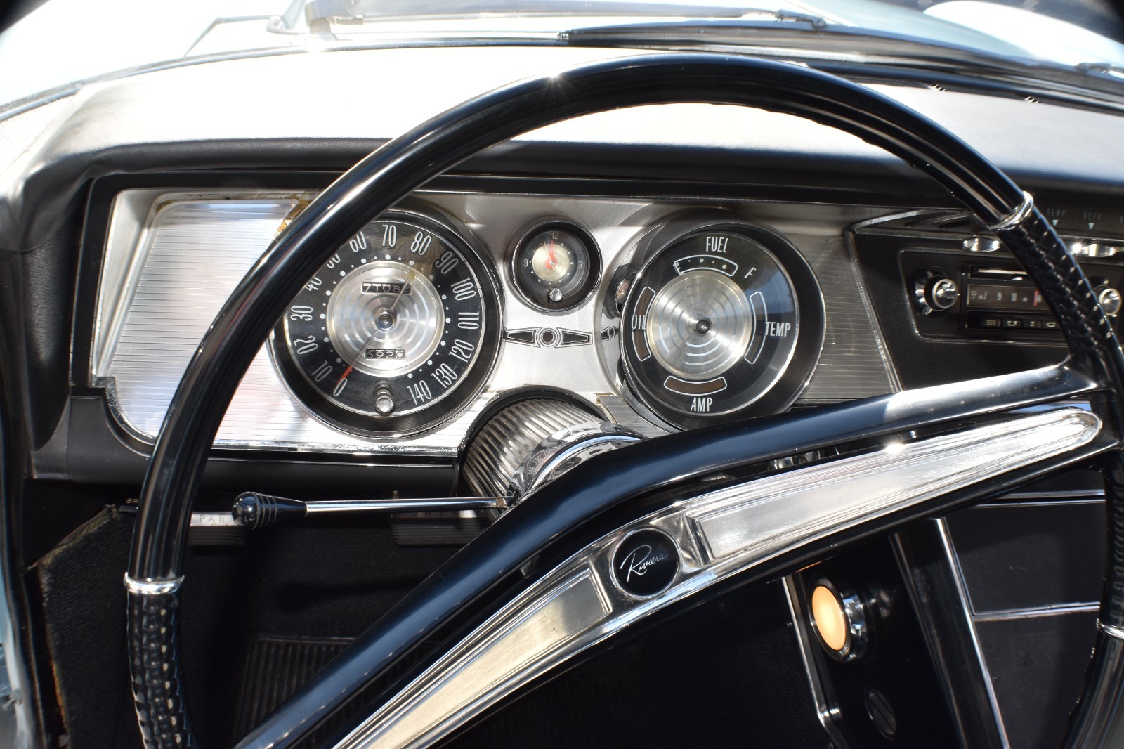 Buick-Riviera-1963-Coupe-20