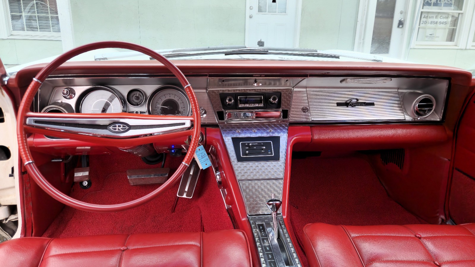 Buick-Riviera-1964-10