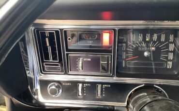 Buick-Riviera-1968-Gold-Black-17