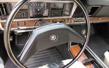 Buick-Riviera-1969-Coupe-13