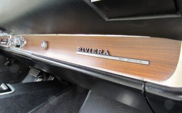 Buick-Riviera-1969-Coupe-16
