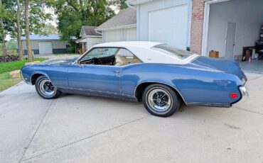 Buick-Riviera-1969-Coupe-2