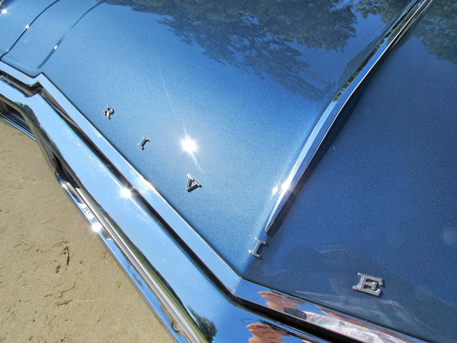 Buick-Riviera-1969-Coupe-21