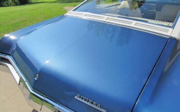 Buick-Riviera-1969-Coupe-28