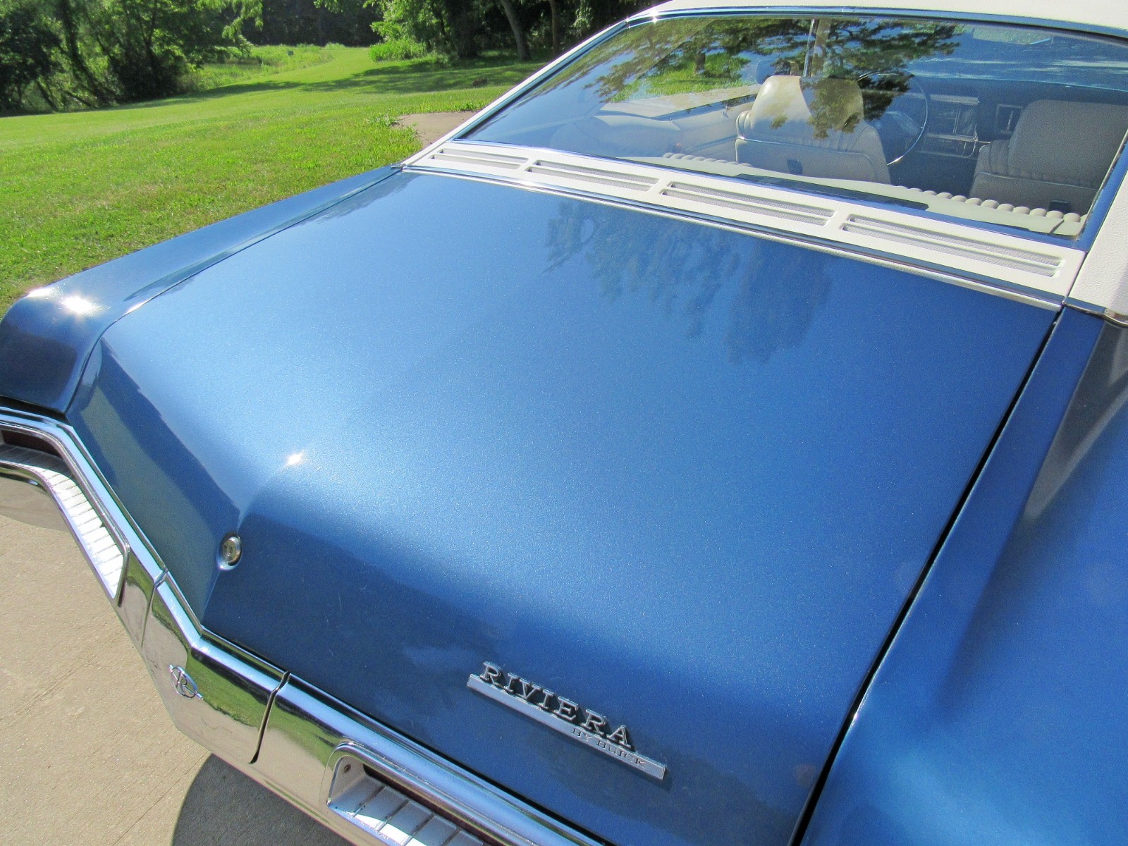 Buick-Riviera-1969-Coupe-28