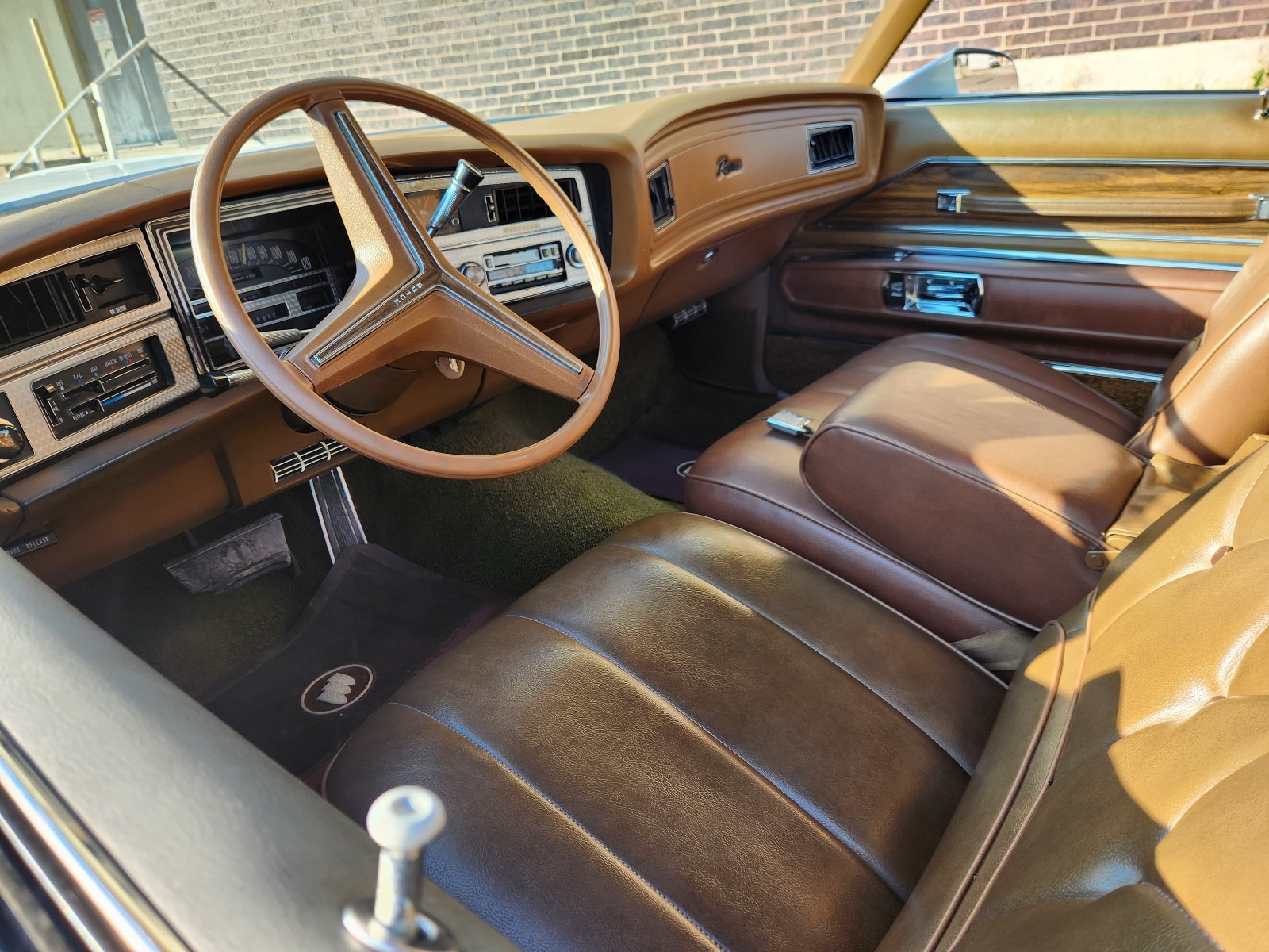 Buick-Riviera-1972-16