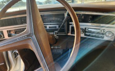 Buick-Riviera-1972-18