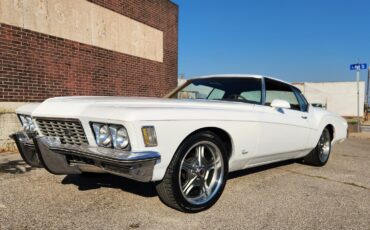 Buick-Riviera-1972-2