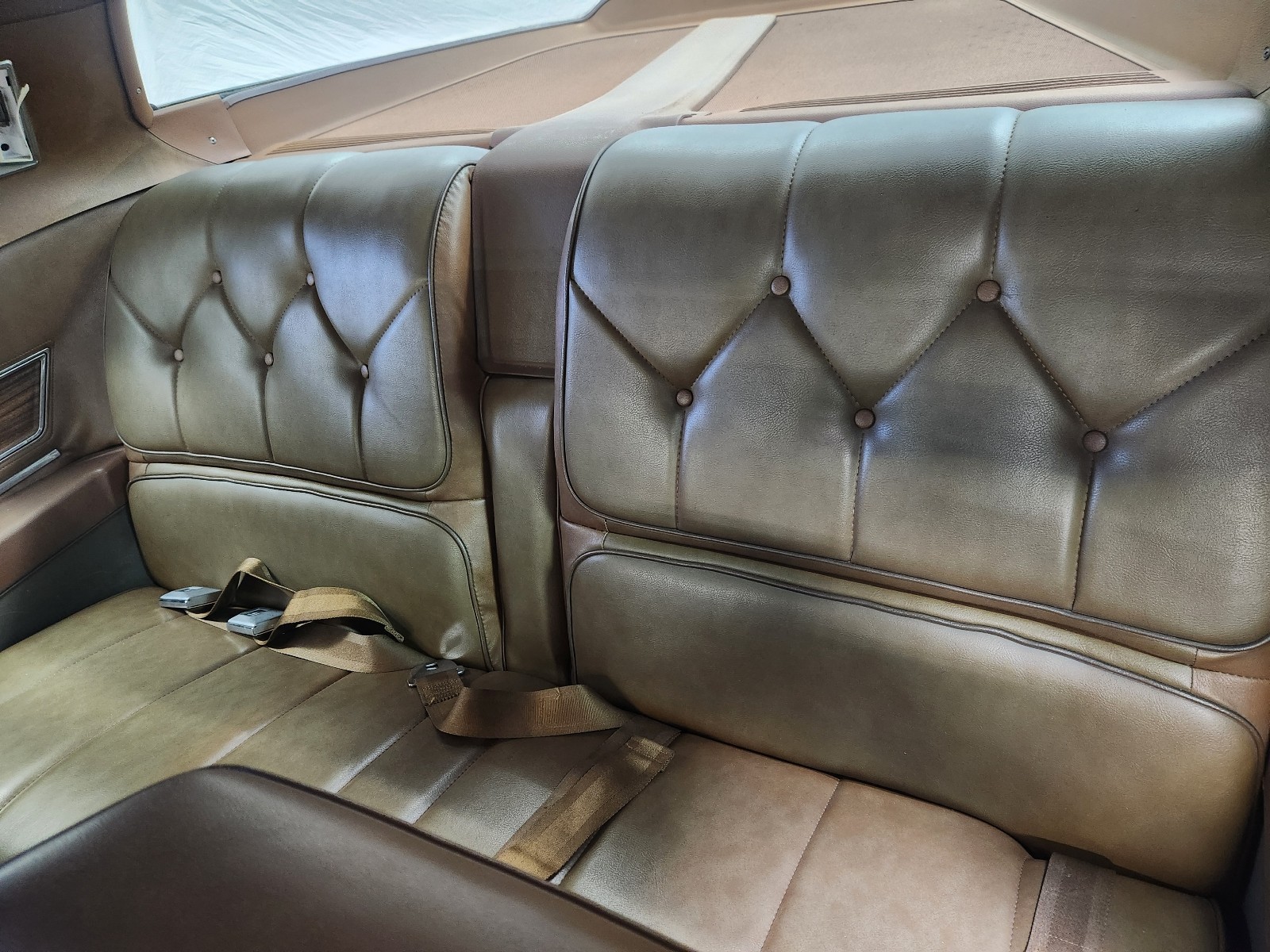 Buick-Riviera-1972-21