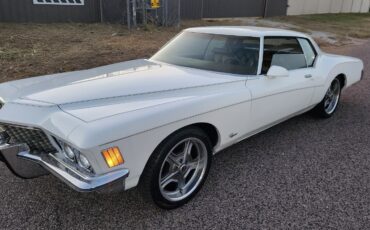 Buick-Riviera-1972