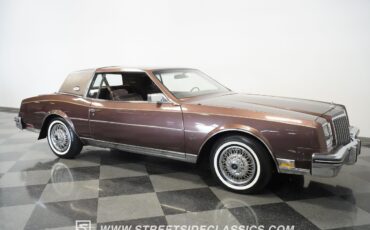 Buick-Riviera-1983-Hardtop-29