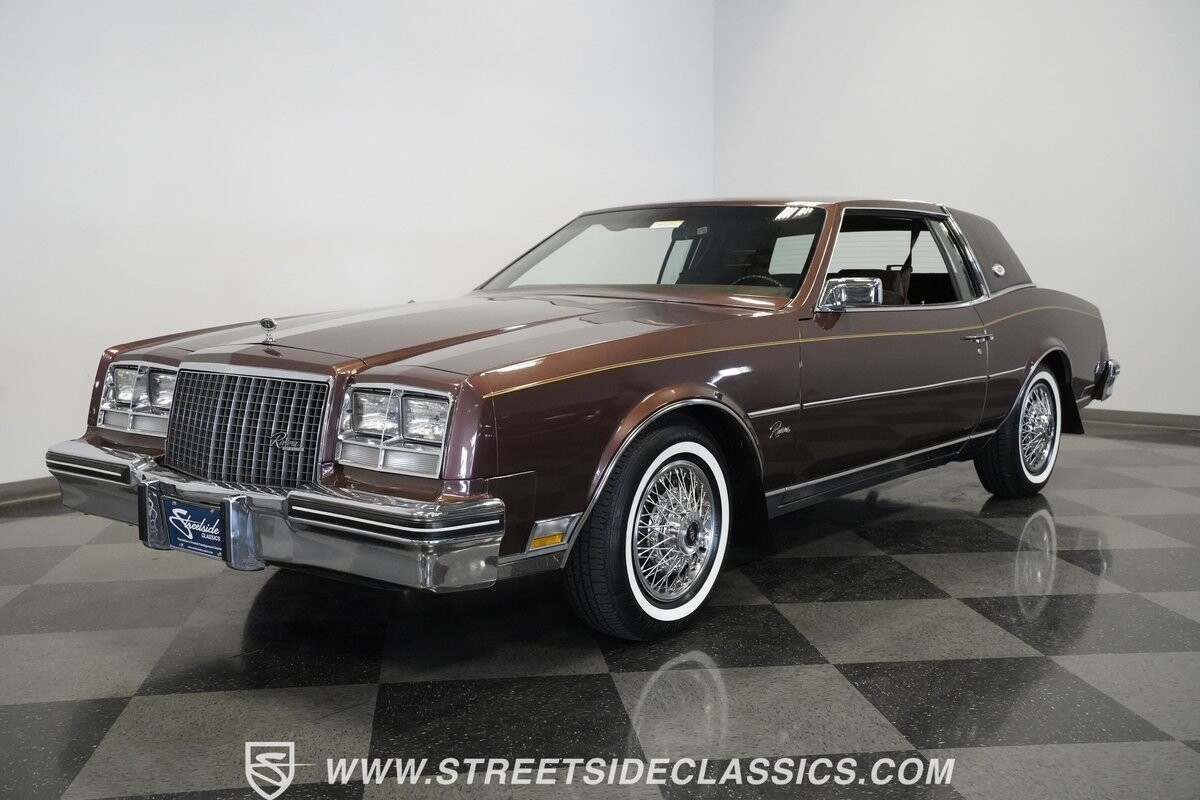 Buick-Riviera-1983-Hardtop-5