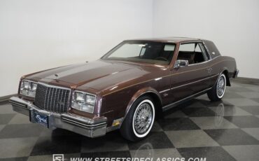Buick-Riviera-1983-Hardtop-9