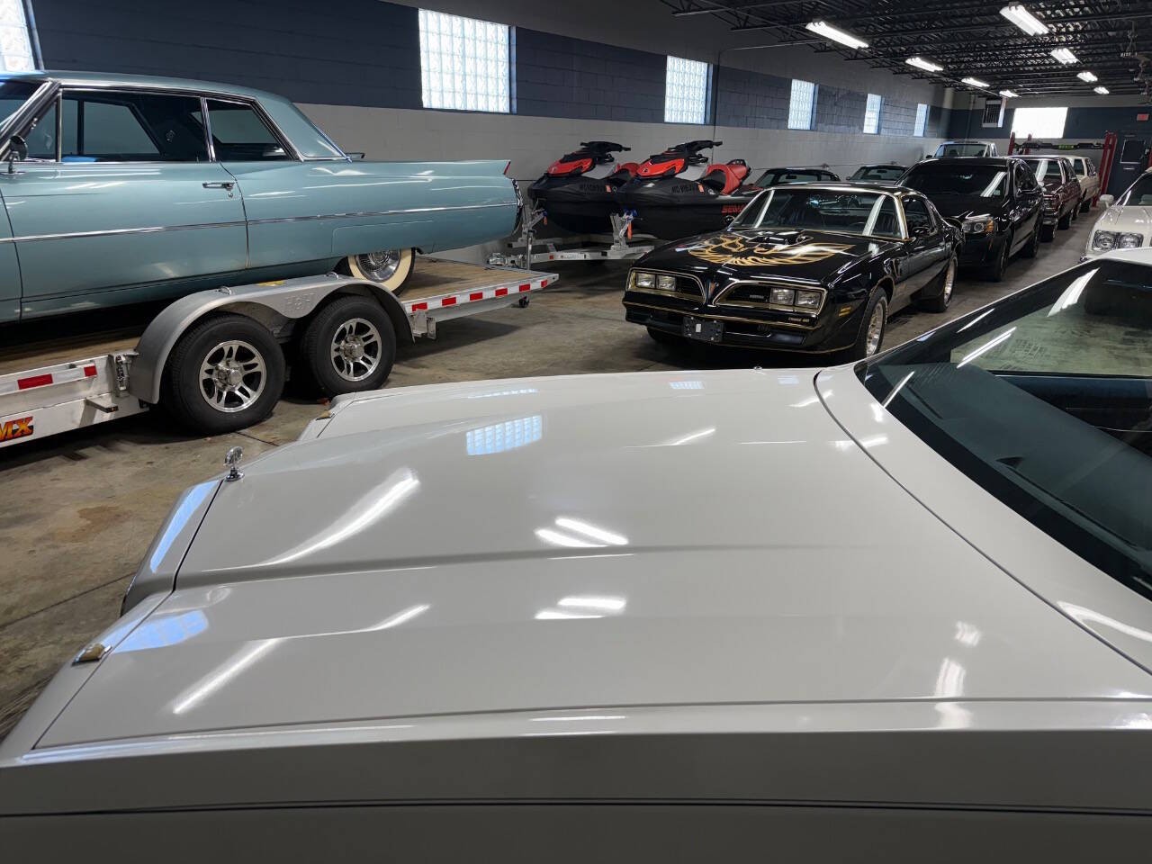 Buick-Riviera-1985-COUPE-16