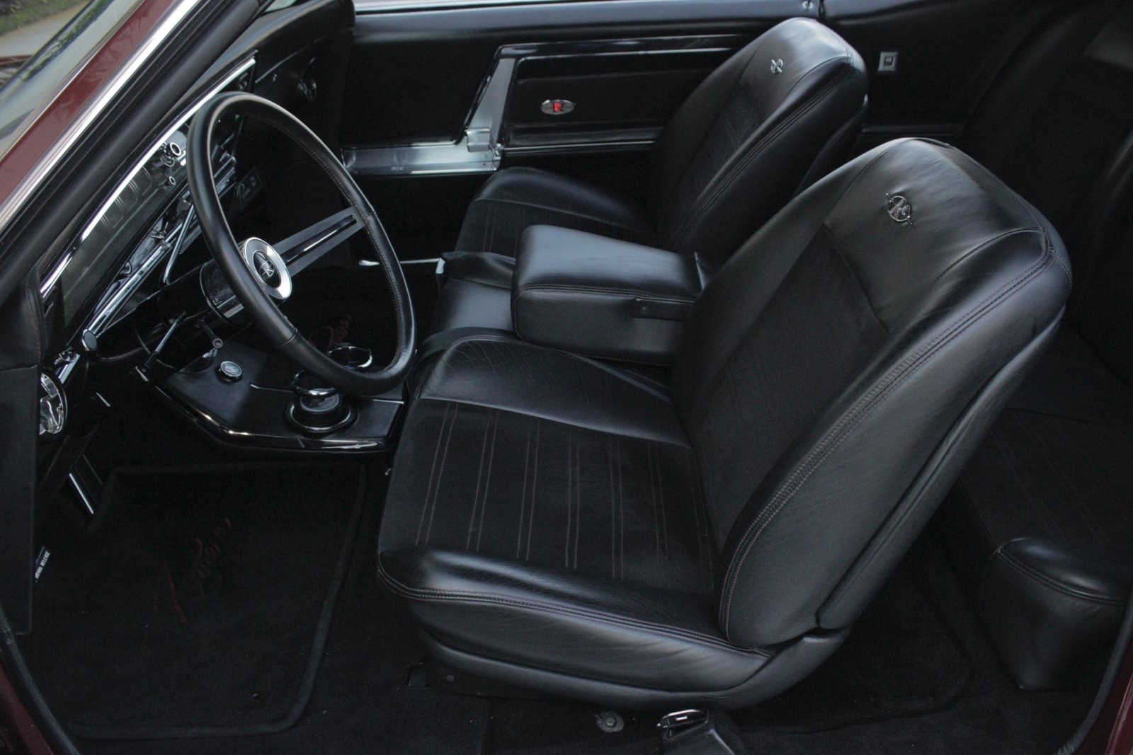 Buick-Riviera-GS-1966-2-Door-13