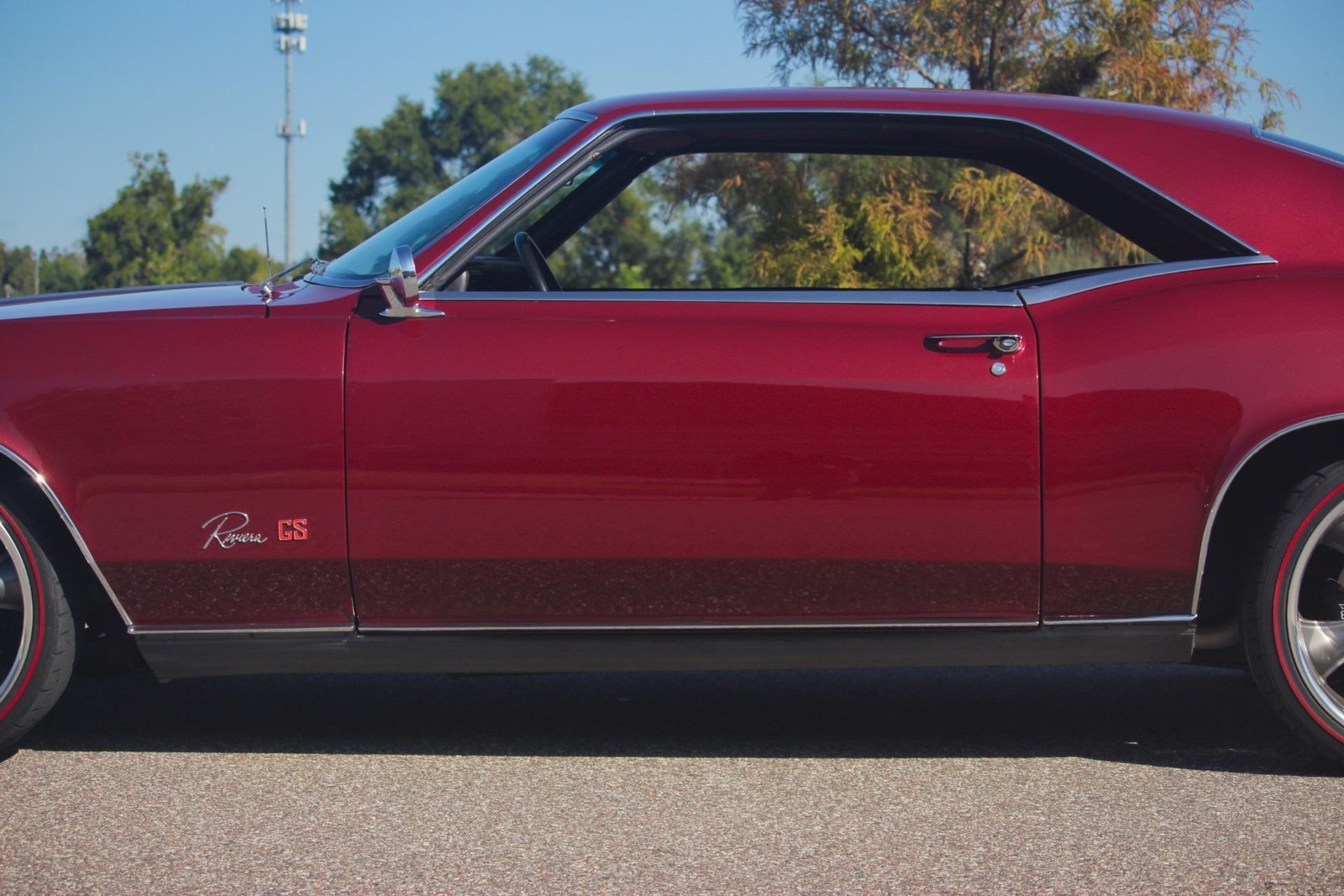 Buick-Riviera-GS-1966-2-Door-28