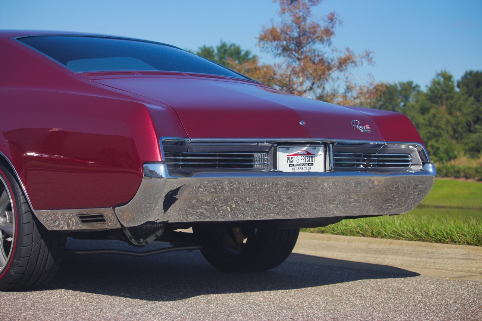 Buick-Riviera-GS-1966-2-Door-31