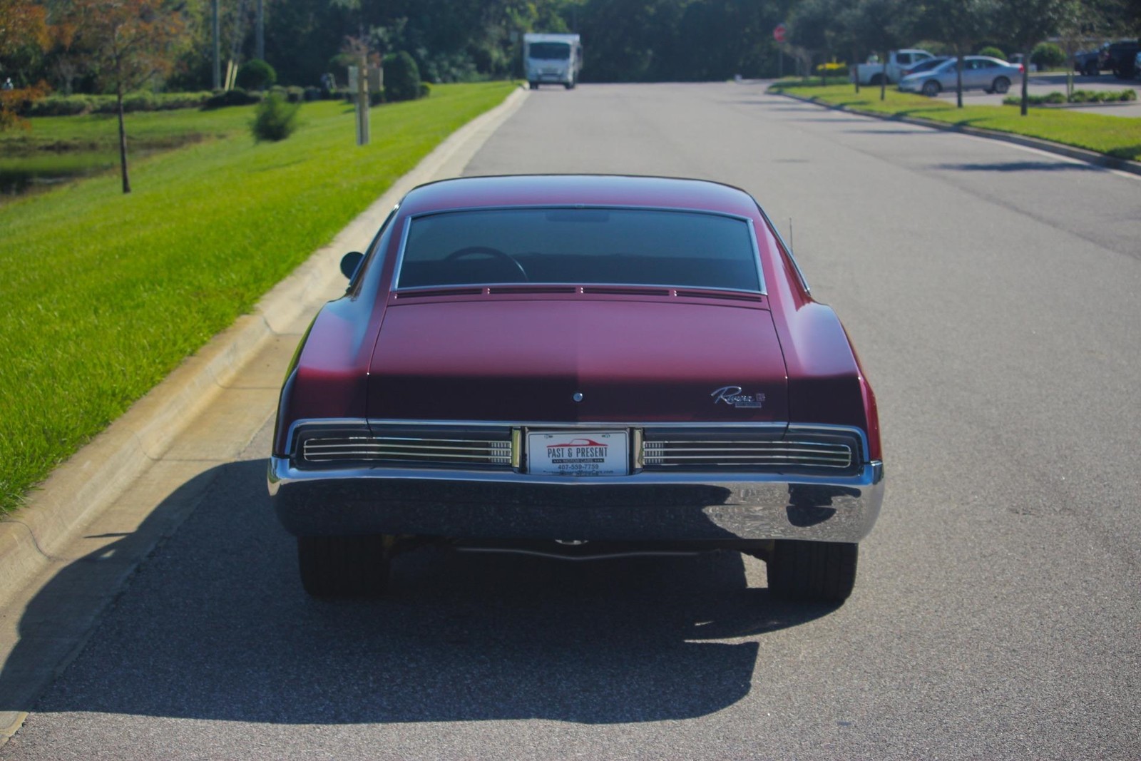 Buick-Riviera-GS-1966-2-Door-37