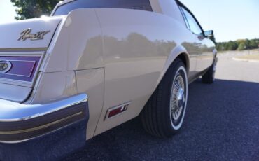 Buick-Riviera-XX-Anniversary-Edition-1983-Coupe-26