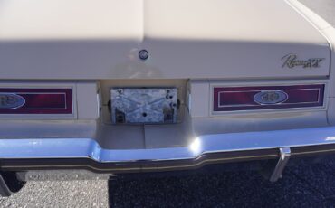 Buick-Riviera-XX-Anniversary-Edition-1983-Coupe-34