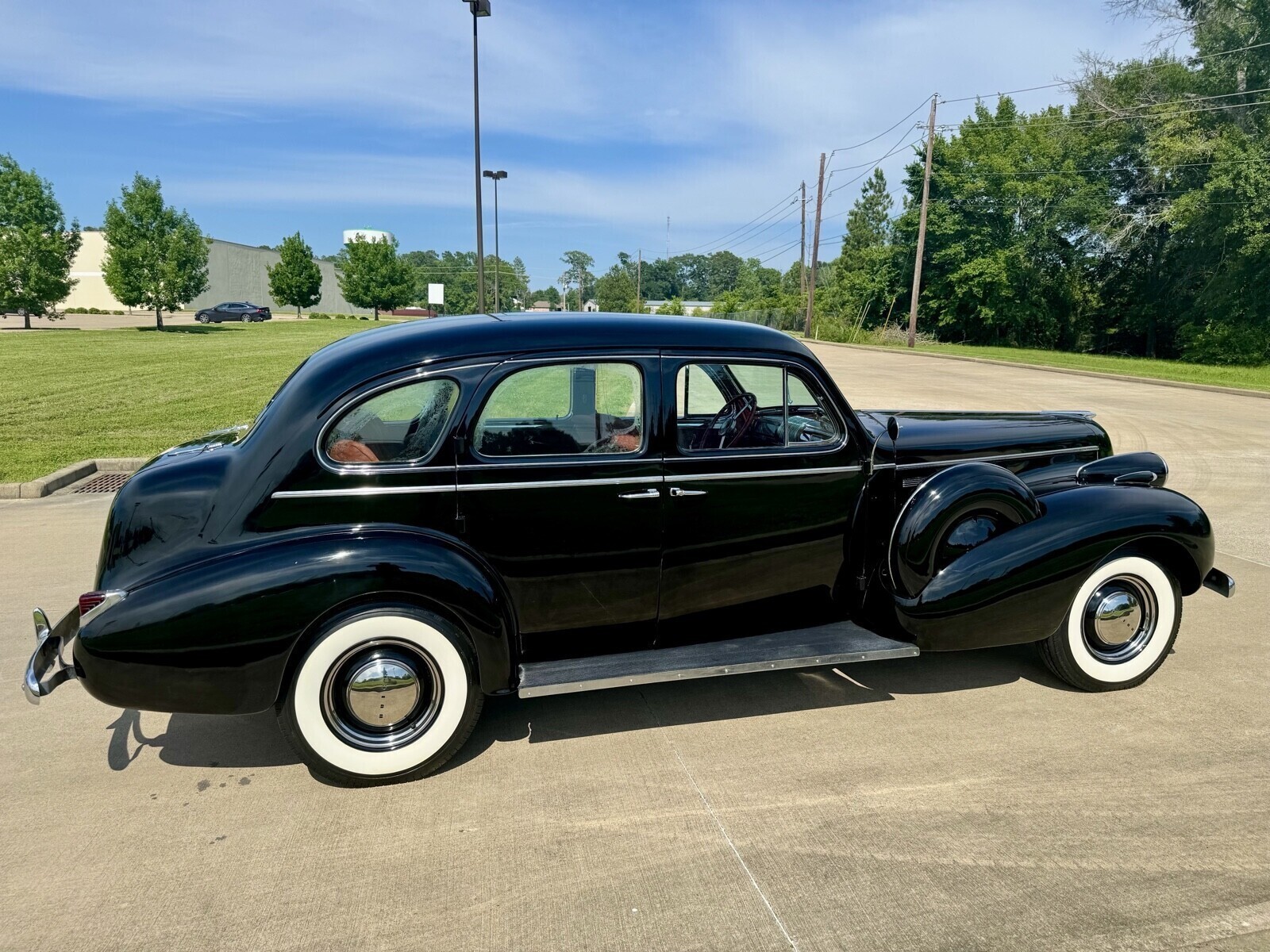 Buick-Roadmaster-1939-Sedan-6