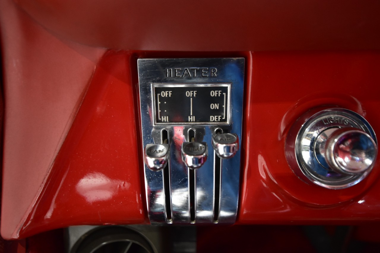 Buick-Skylark-1963-Classic-Car-26