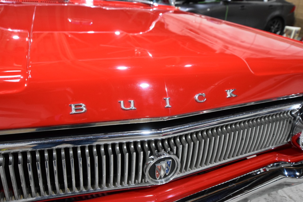 Buick-Skylark-1963-Classic-Car-3