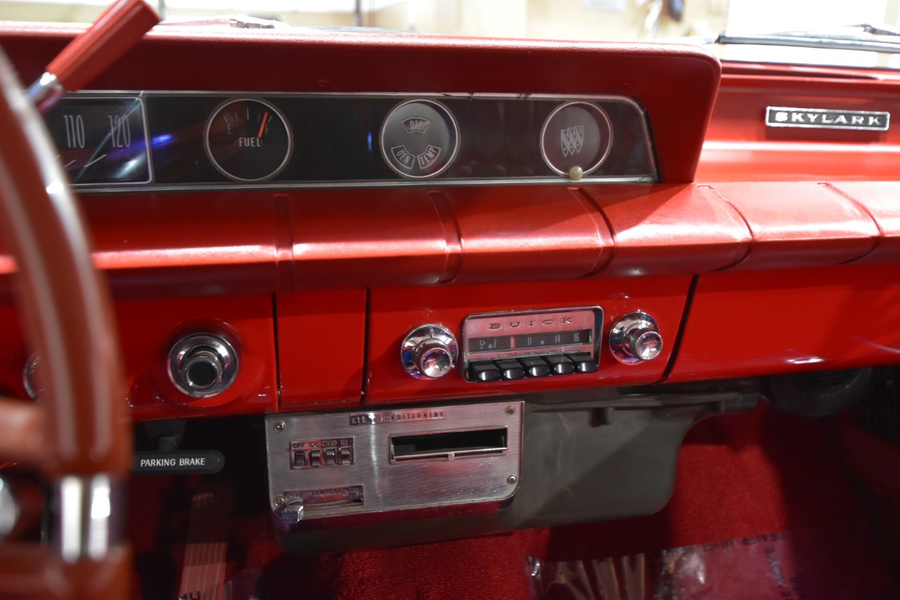 Buick-Skylark-1963-Classic-Car-33