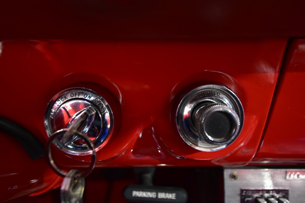 Buick-Skylark-1963-Classic-Car-37