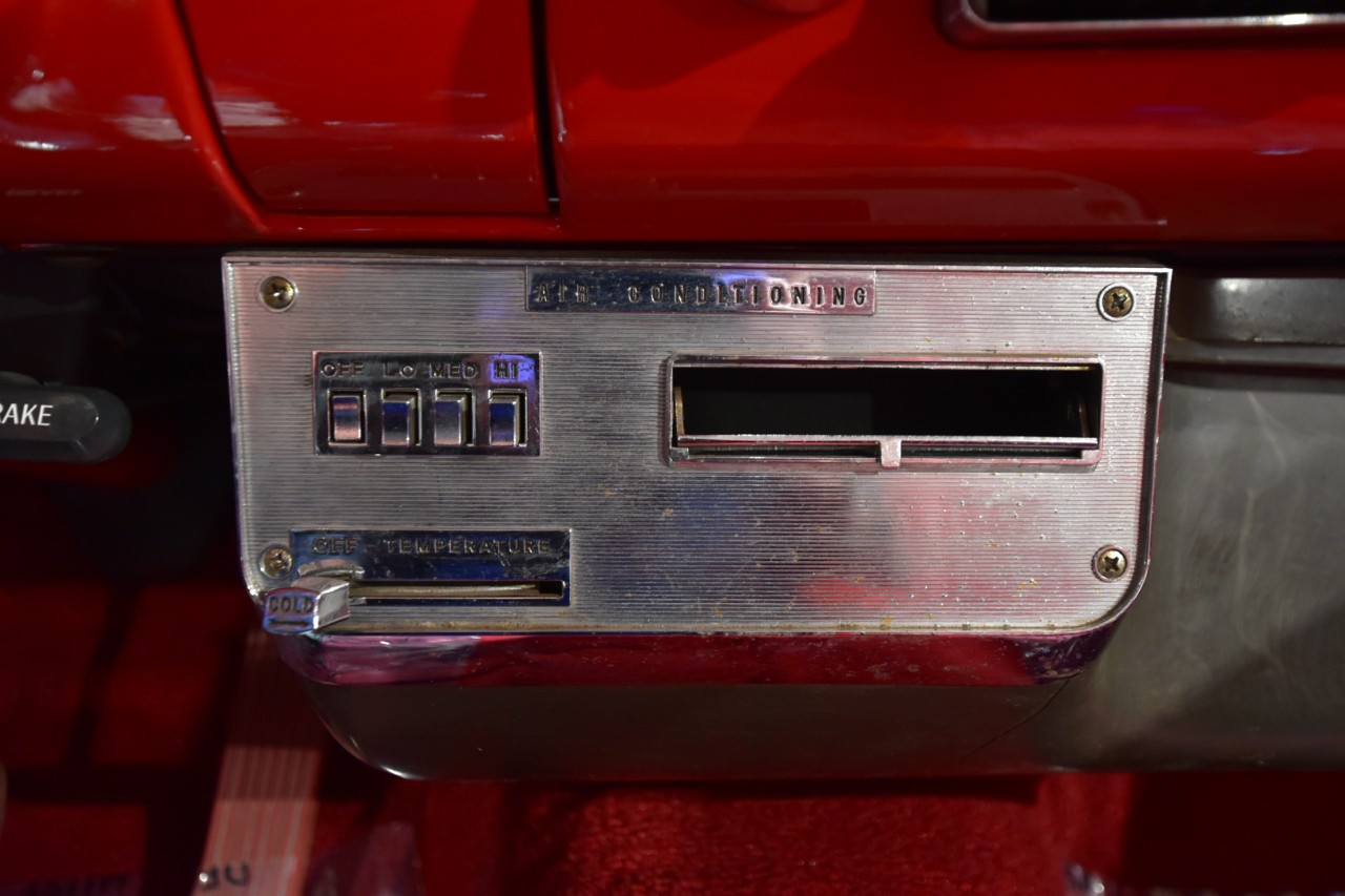 Buick-Skylark-1963-Classic-Car-39