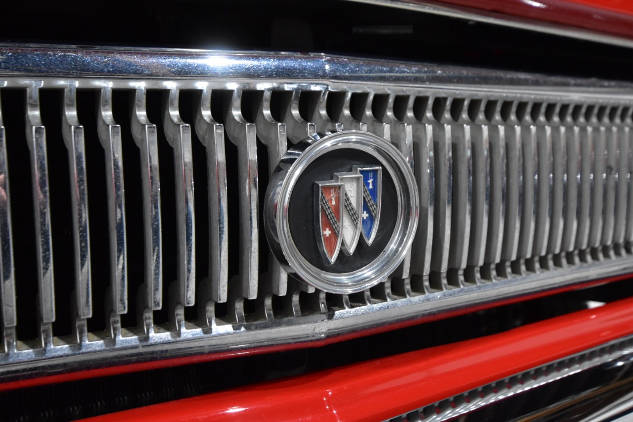 Buick-Skylark-1963-Classic-Car-4