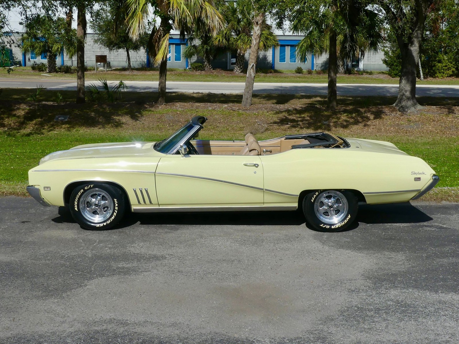 Buick-Skylark-1969-Convertible-14