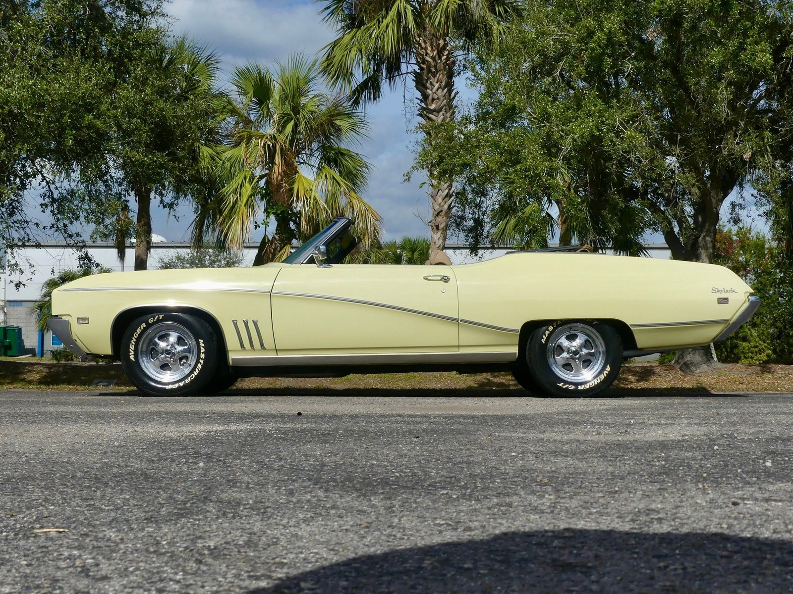 Buick-Skylark-1969-Convertible-15