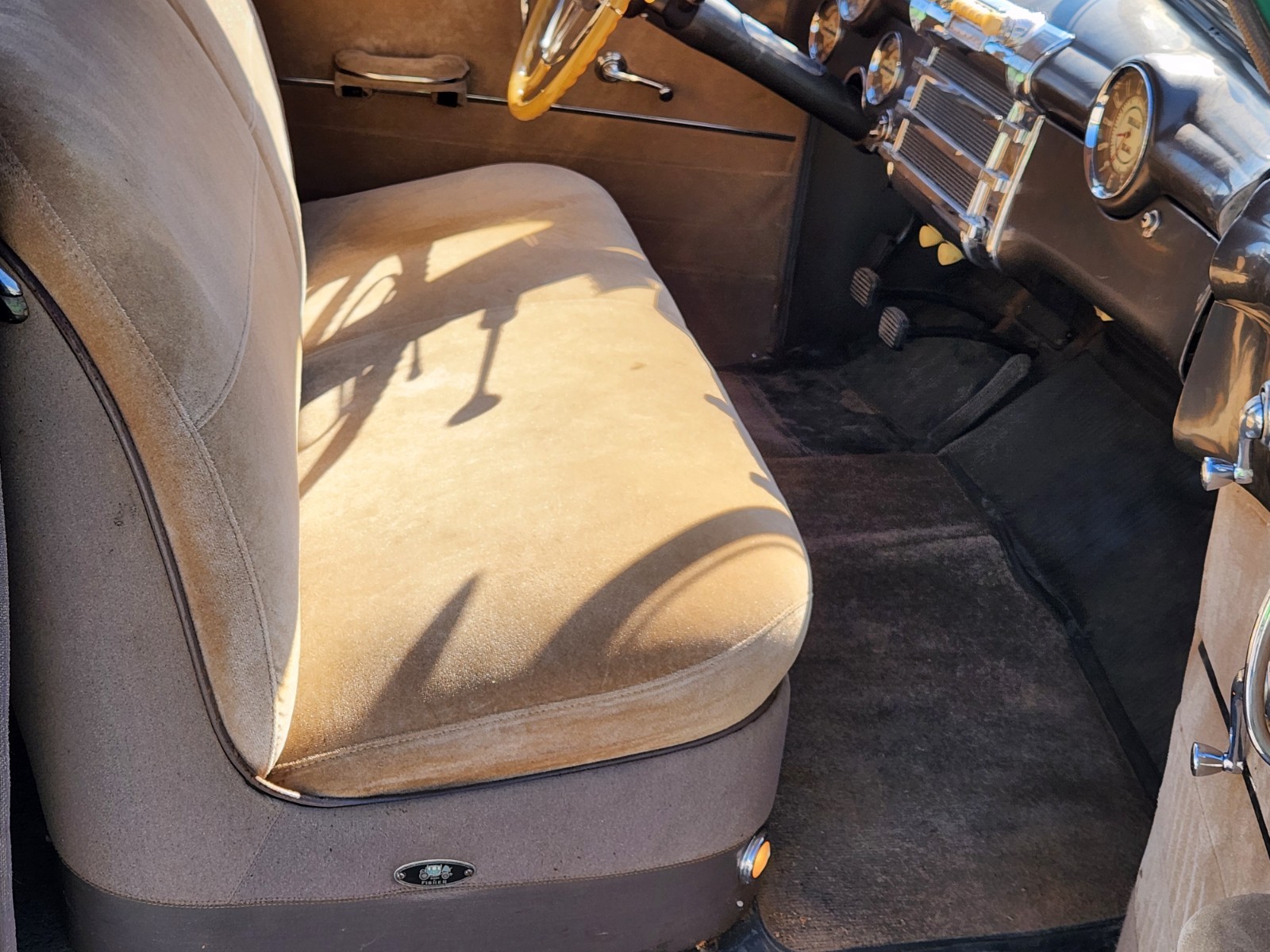 Buick-Super-1947-Sedan-11