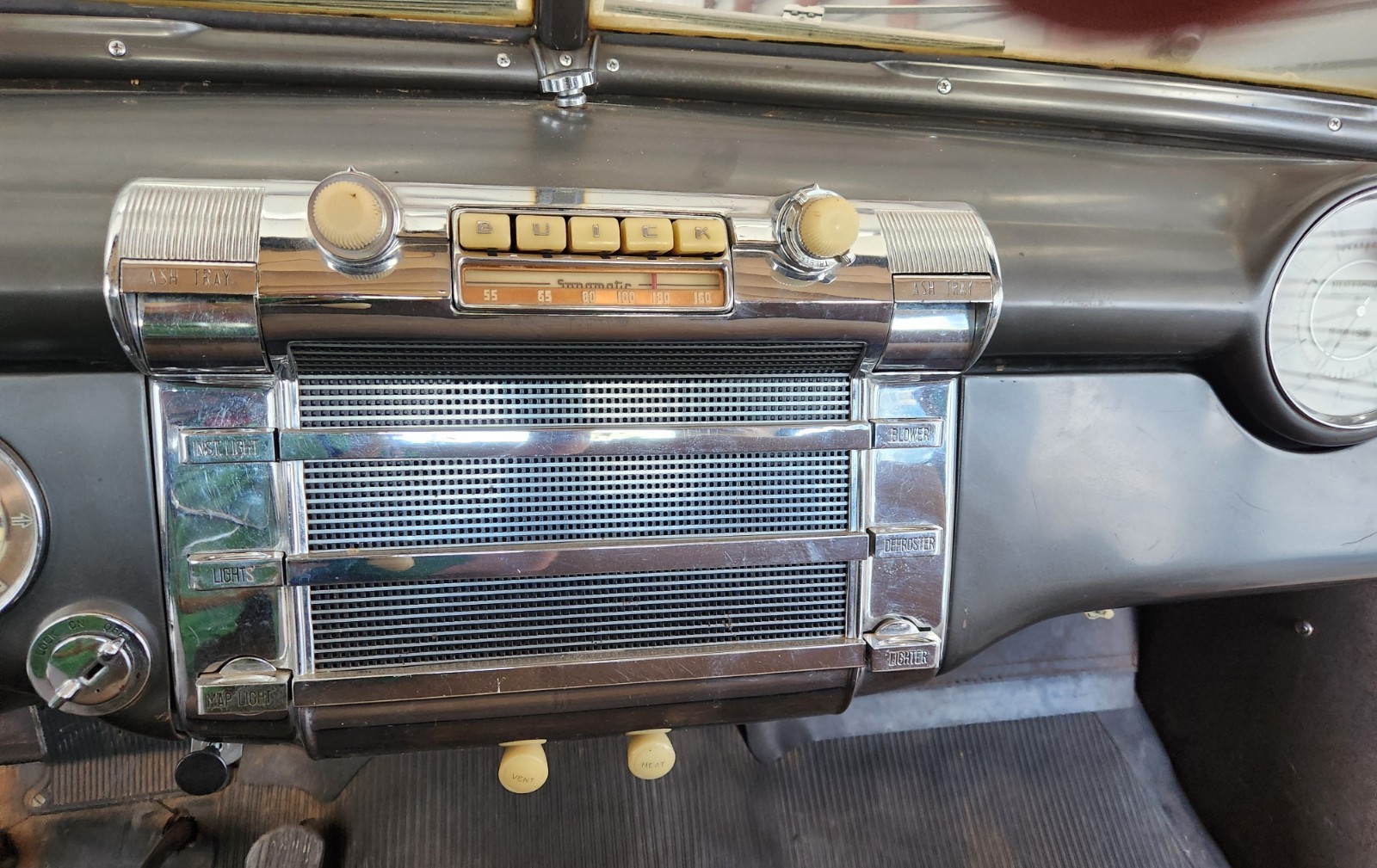 Buick-Super-1947-Sedan-19