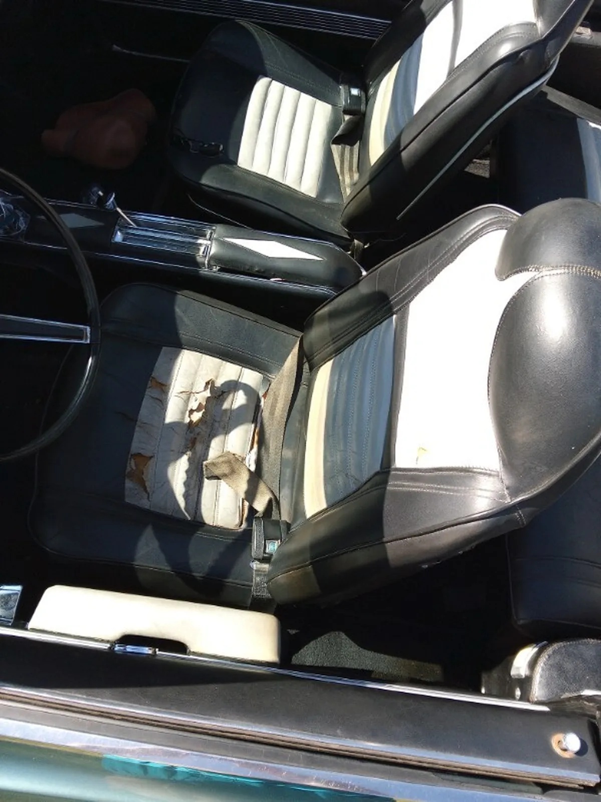 Buick-Wildcat-1967-Blue-Black-4