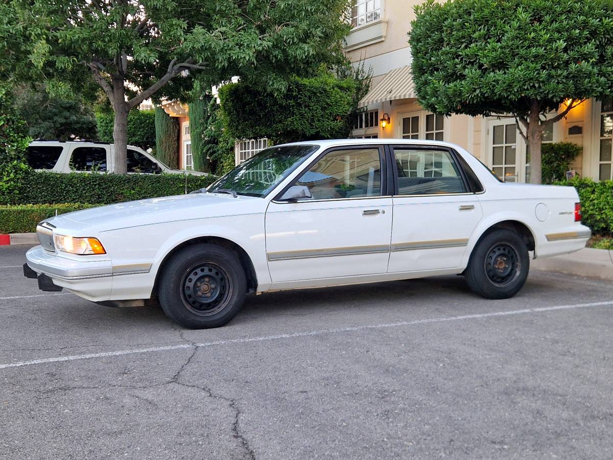 Buick-century-1994-1