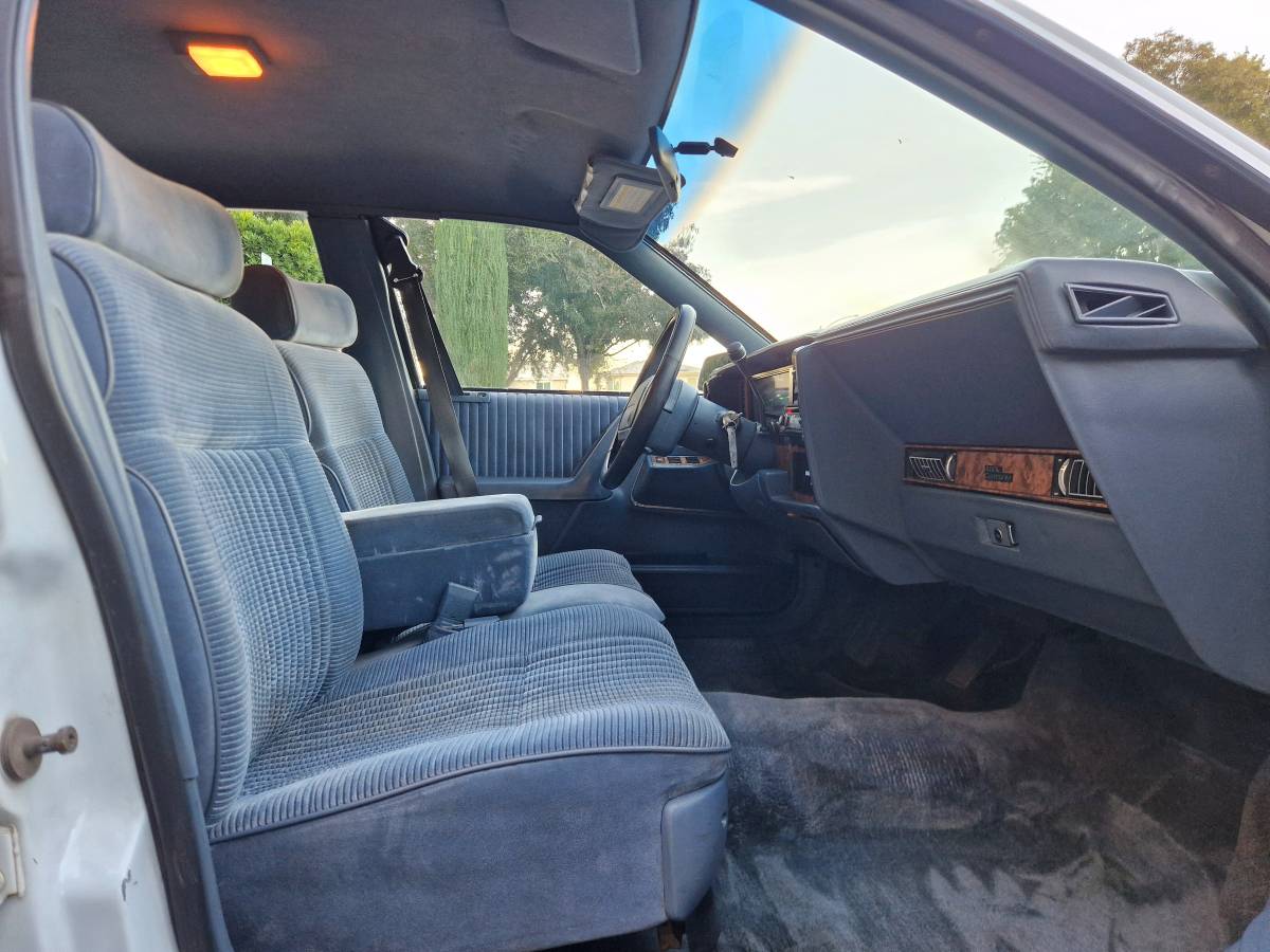 Buick-century-1994-14