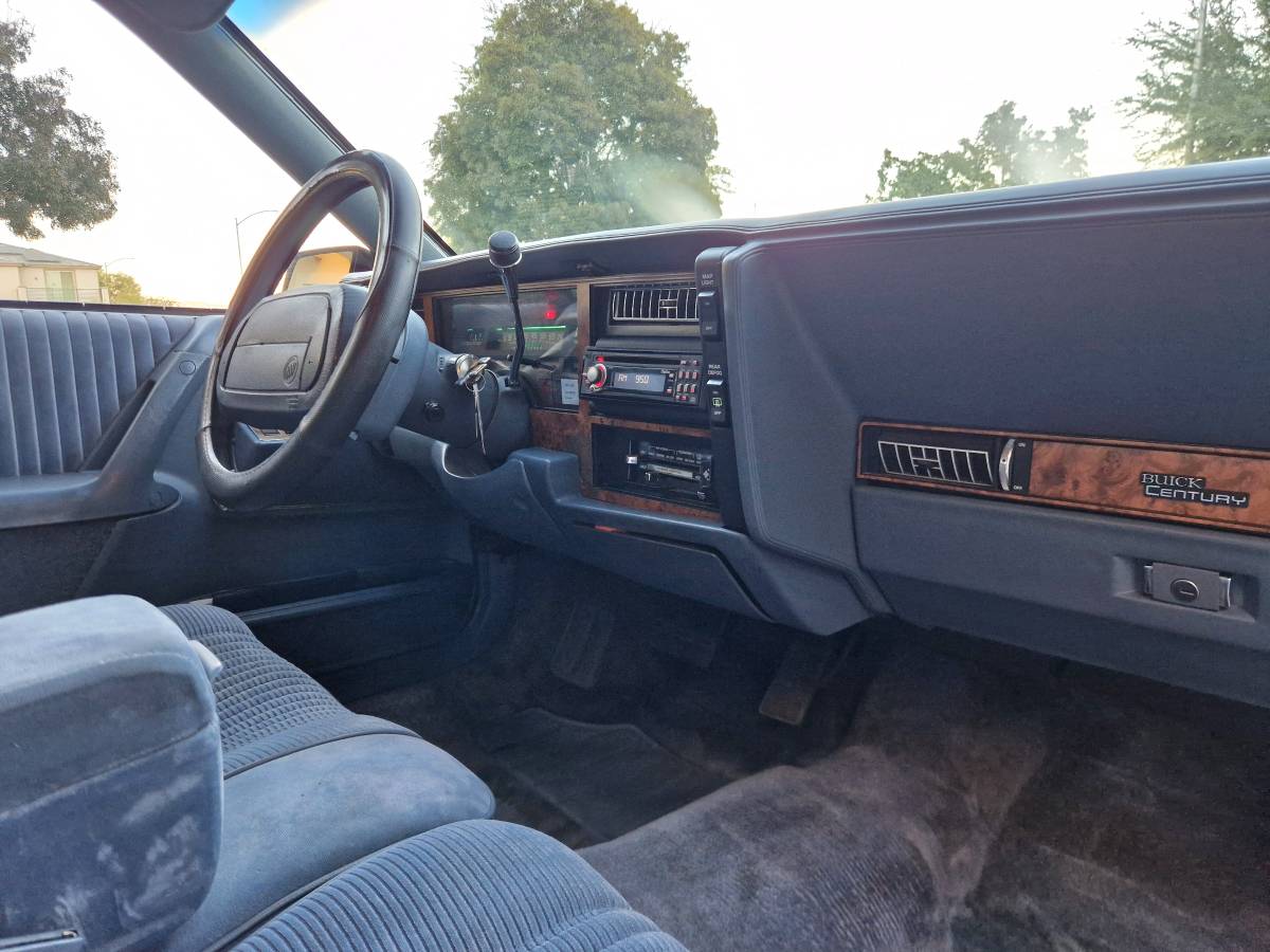 Buick-century-1994-15