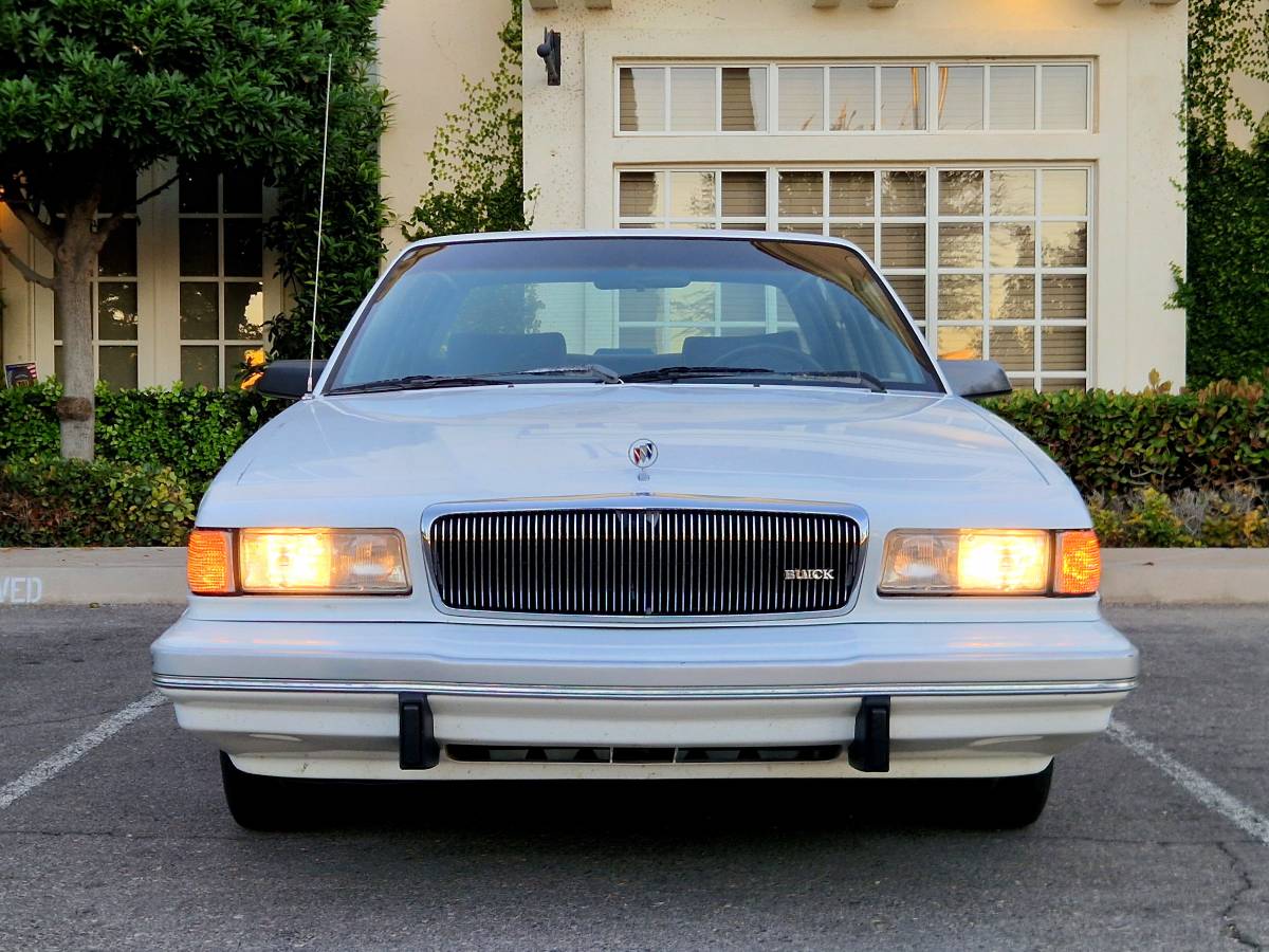 Buick-century-1994-21