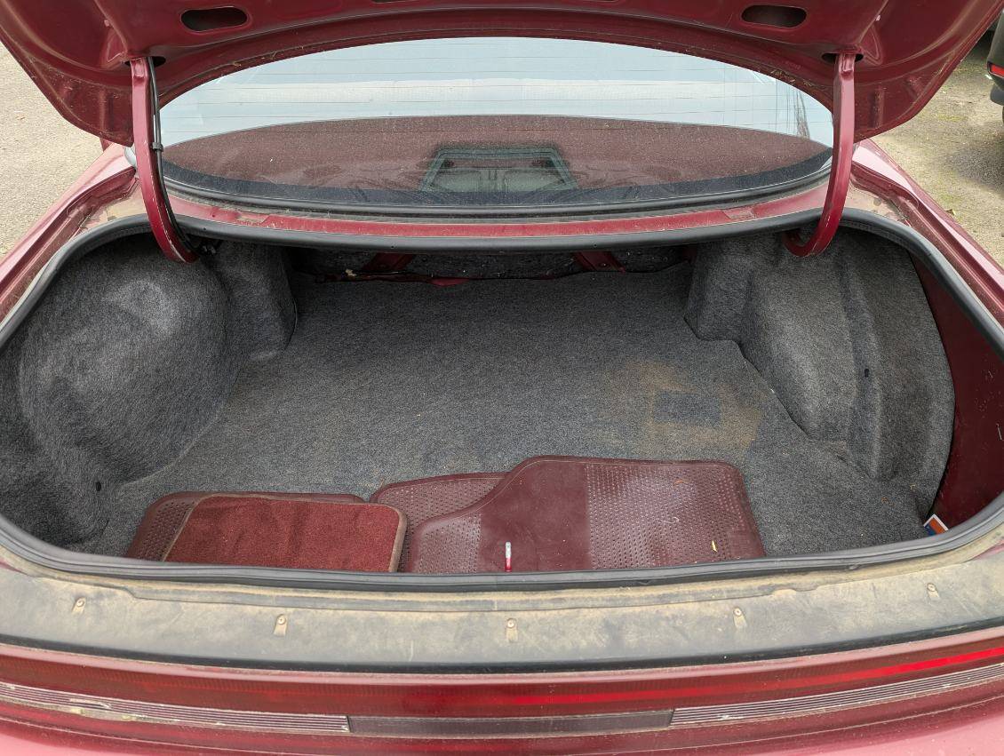 Buick-century-1996-6